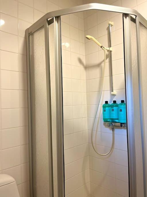 Vakantiehuis Mysigt Sommarhus Med Havsutsikt Och Bastu *