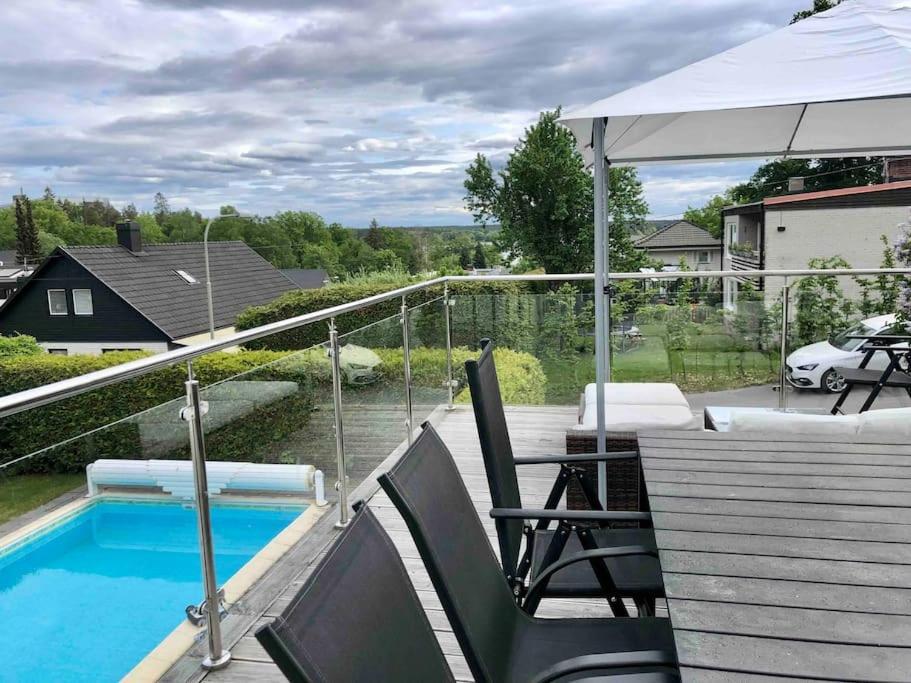 - With Pool & Sauna
