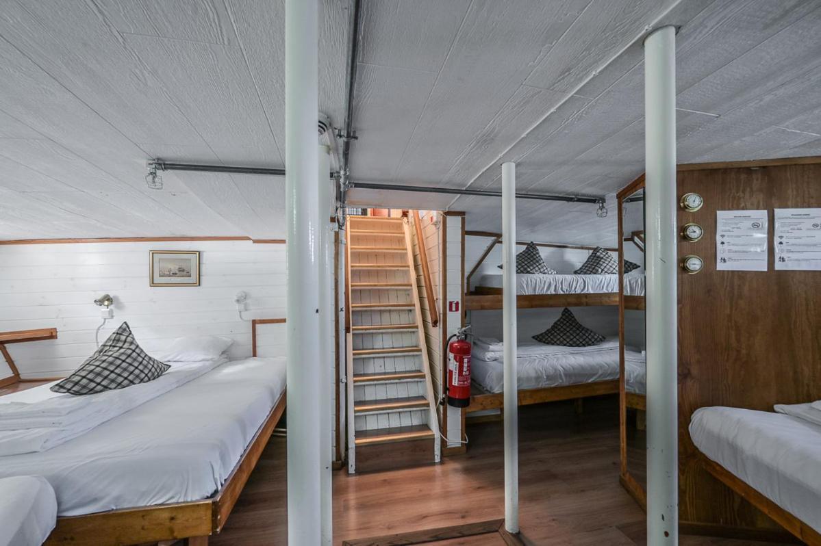 Rygerfjord Hotel&hostel Botel