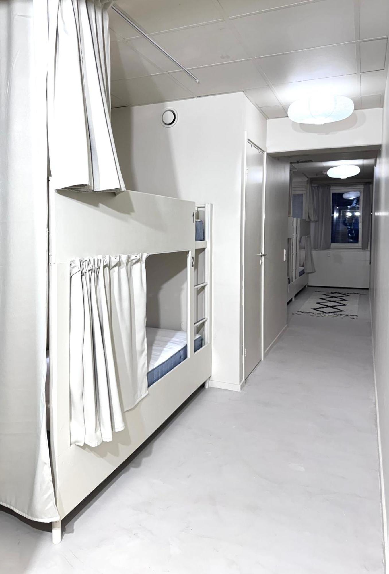 Nomad Gardet * Stockholm