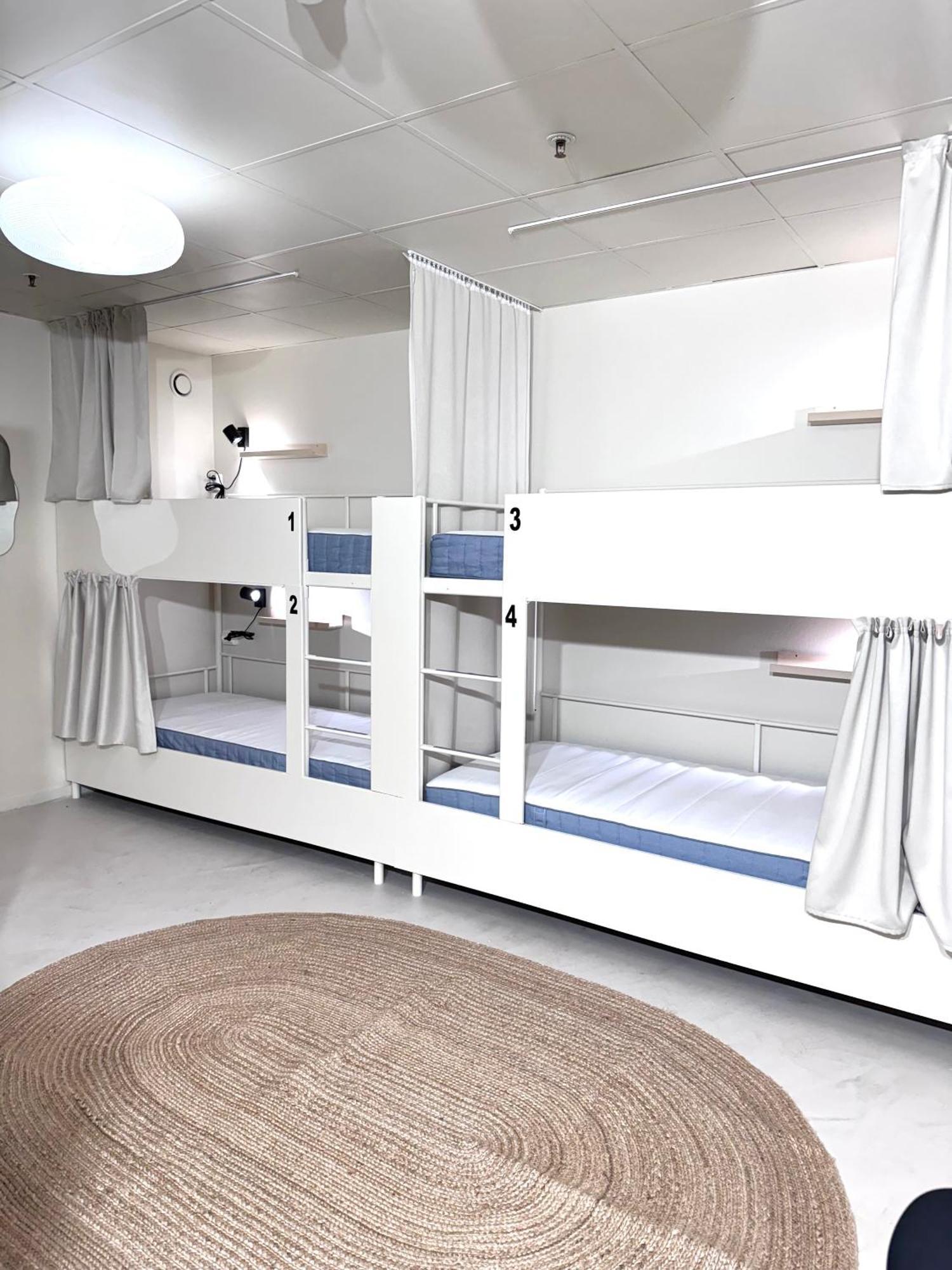 Hostel Nomad Gardet *