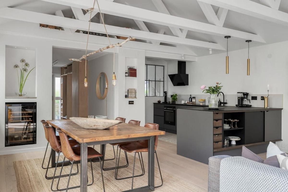 Modern Family House Villa *