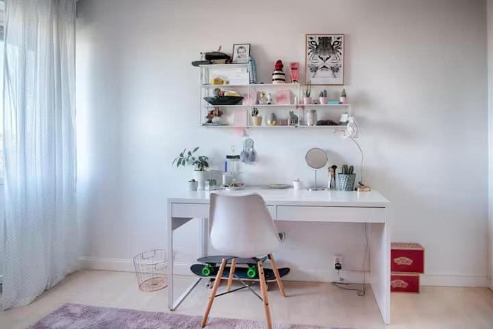 Spacious 5 Bedroom House In * Stockholm