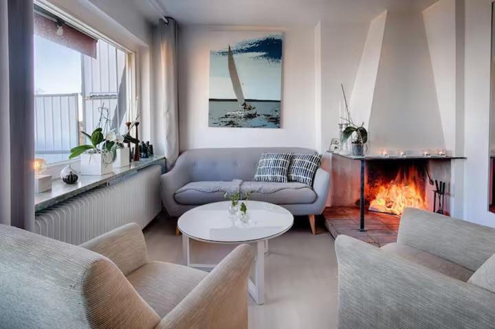 Villa Spacious 5 Bedroom House In *