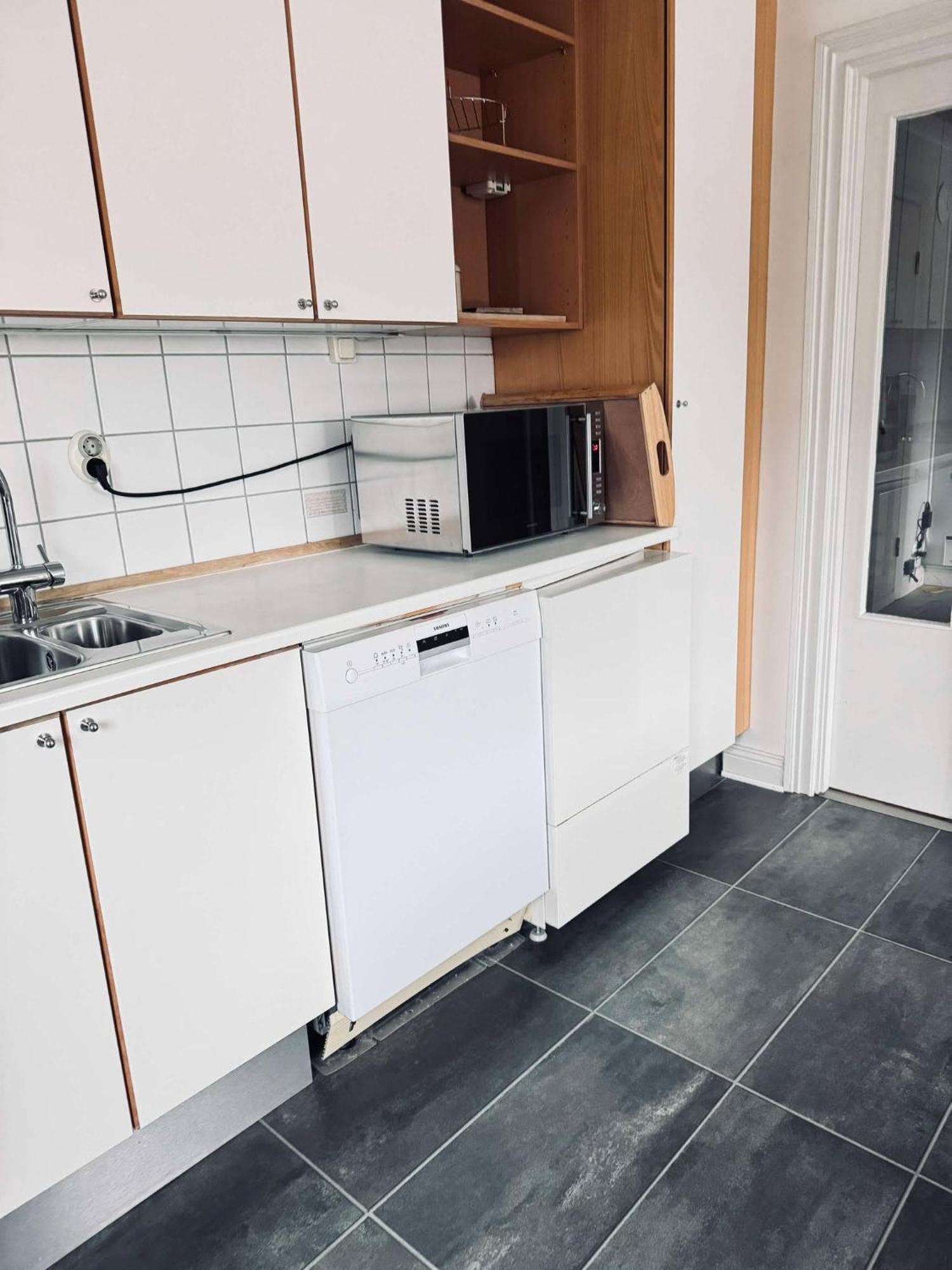 Apartment Spacious Flat For Large Group