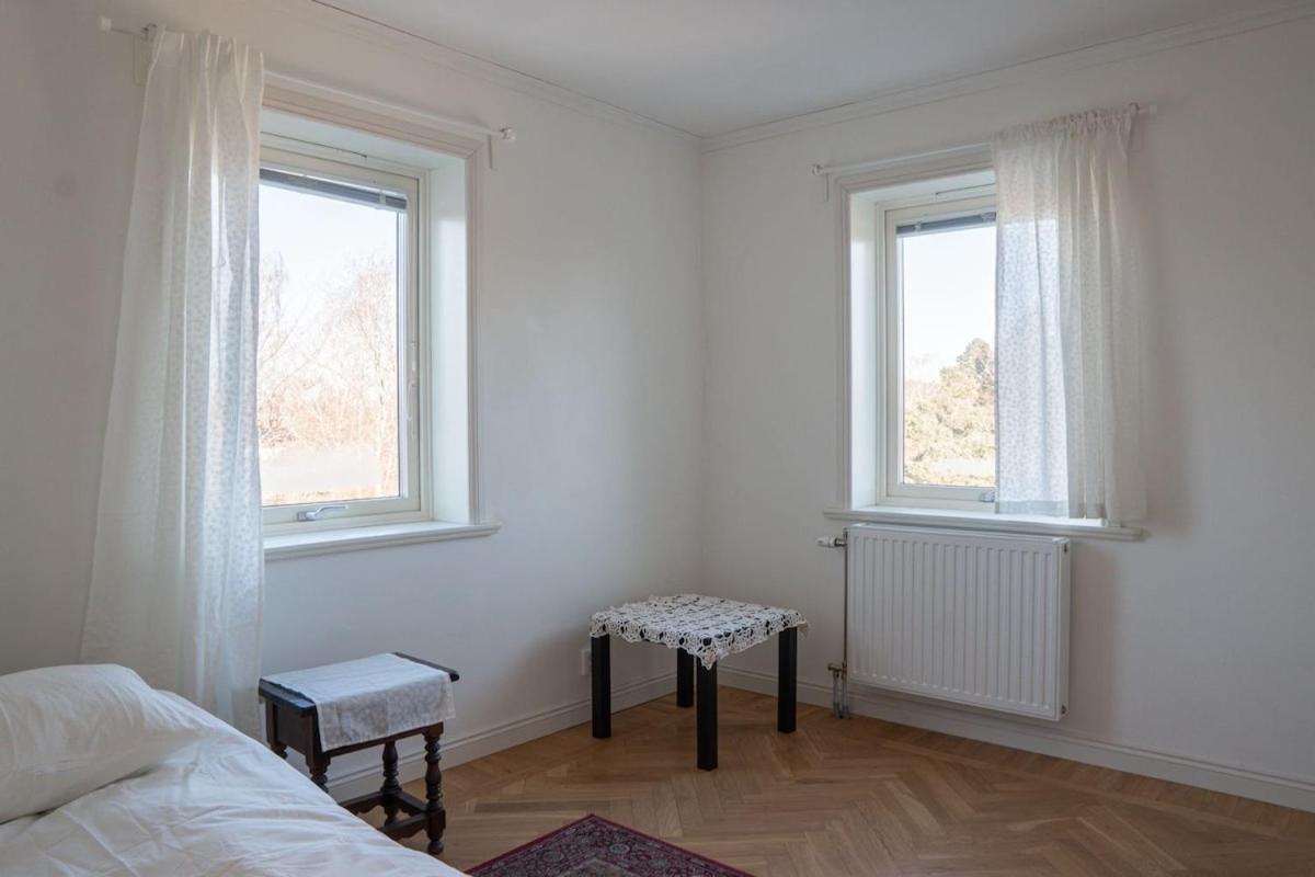 Family Friendly - 6 Bedrooms Villa