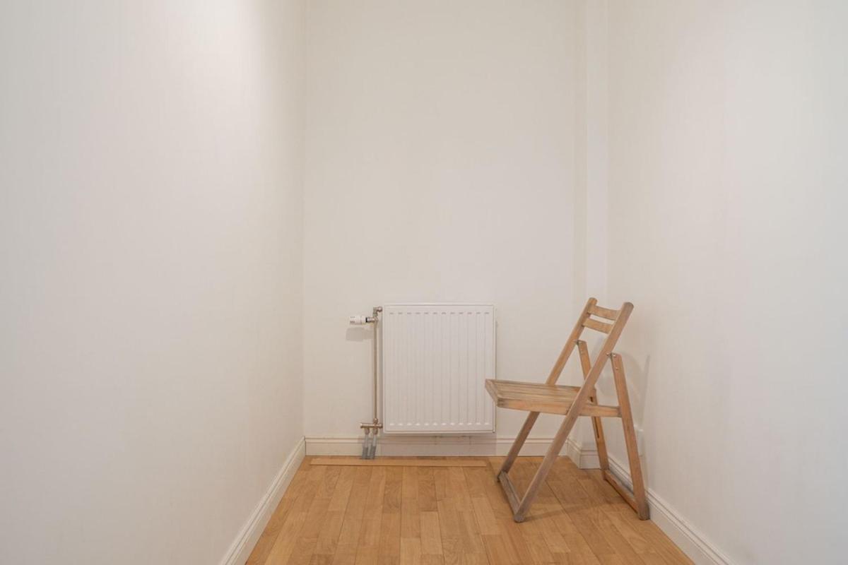 Family Friendly - 6 Bedrooms * Stockholm