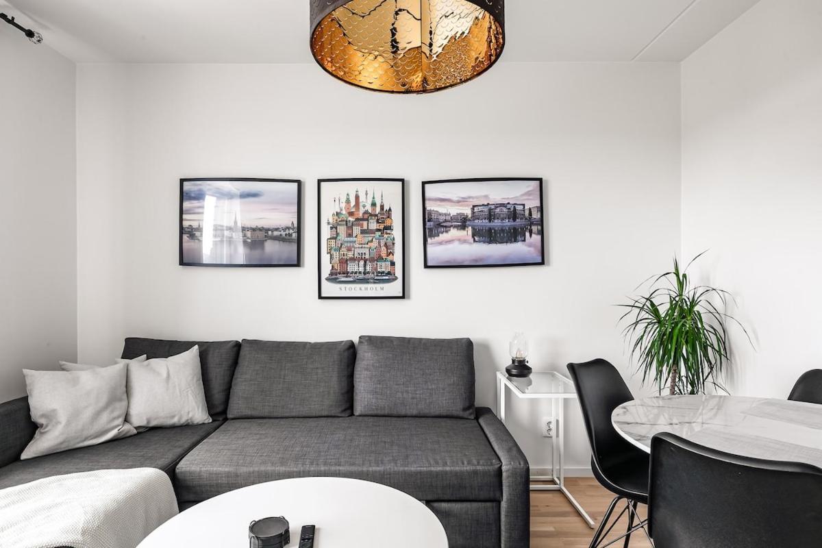 Scandinavian Comfort In Aelvsjoe *