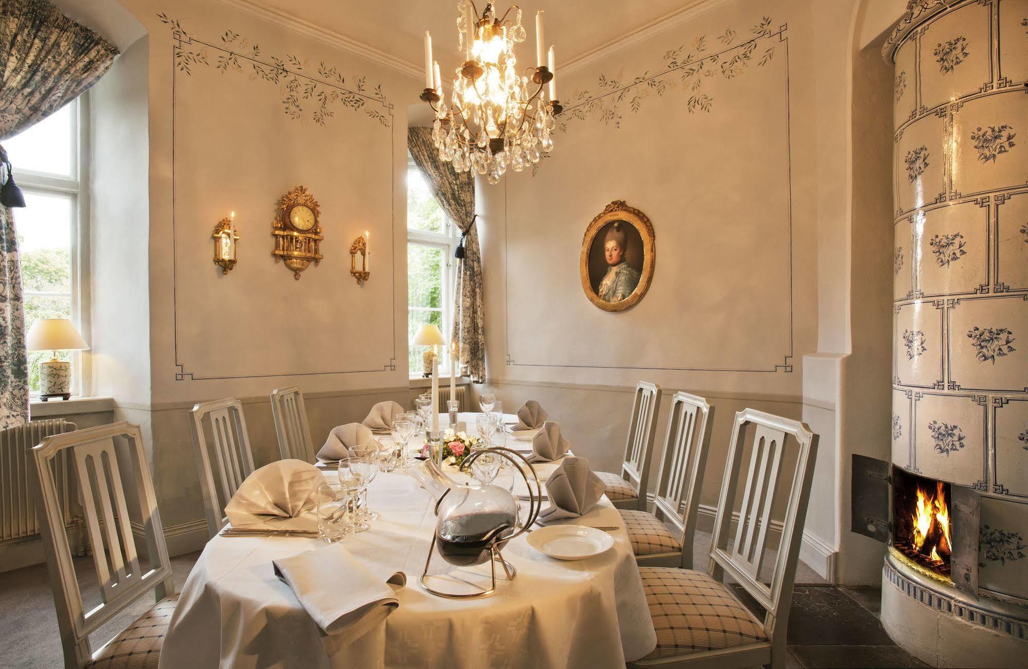 Akeshofs Slott 3*
