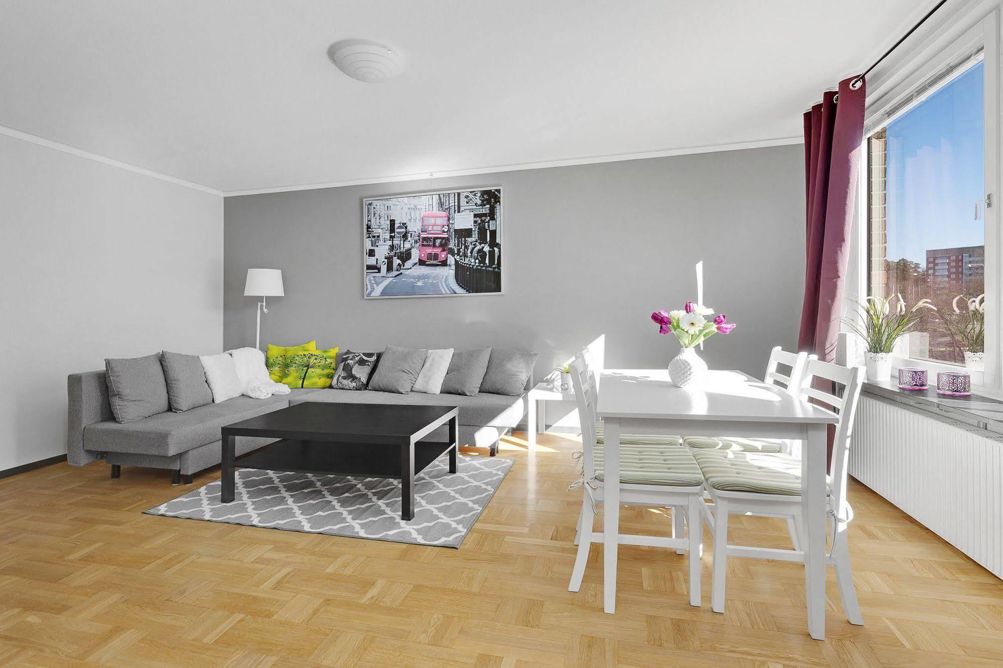 Apartment Forenom Huvudsta Stockholm