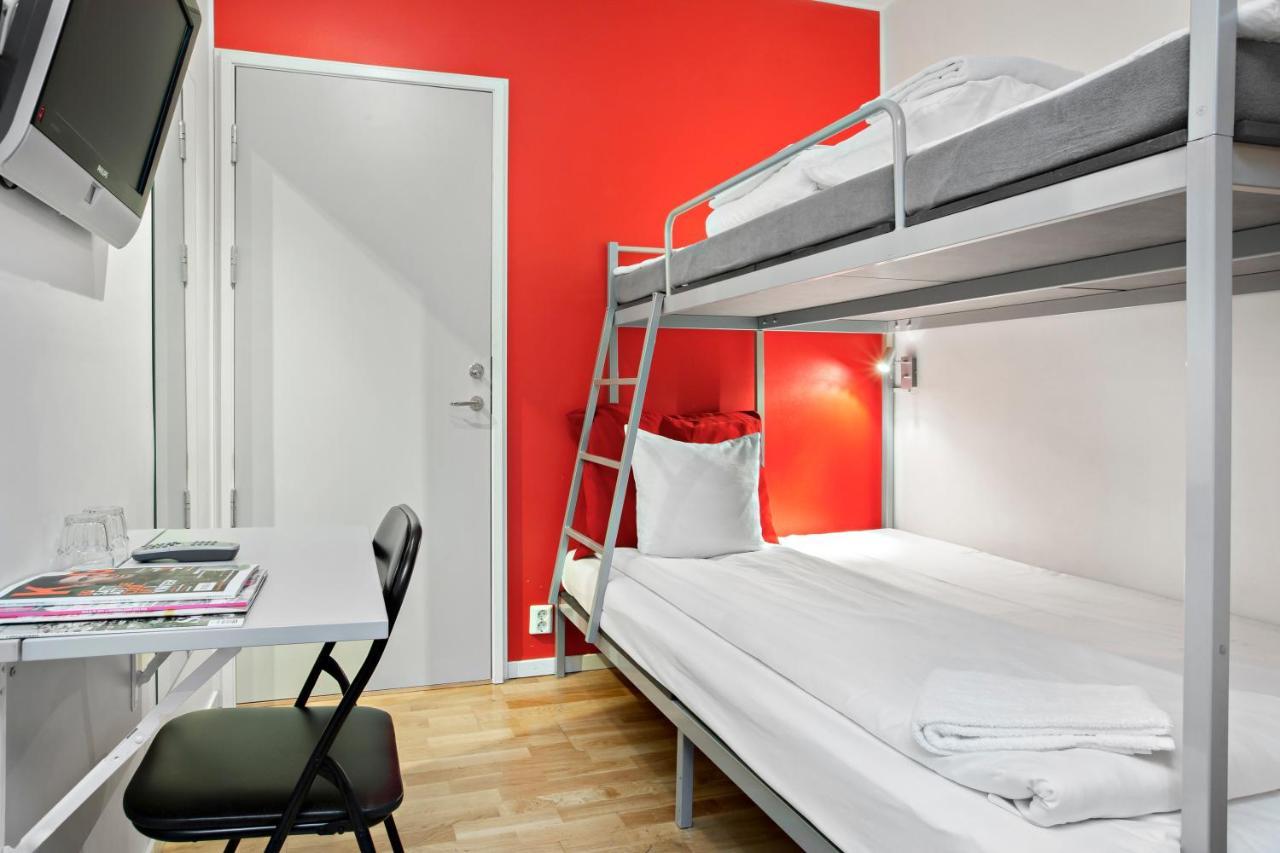 Urban Living Hostel *
