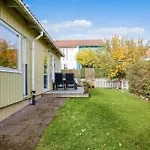 Little House On Beautiful Arhusgatan