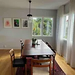 Spacious House Close To Nature And Stockholm City.