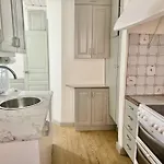 Historisk Laegenhet I Gamla Stan