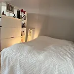 Cozy Shared Home For Female In Stockholm