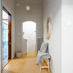 Stylish And Central Stockholm Oestermalm Apartment