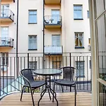 Apartdirect Sveavaegen