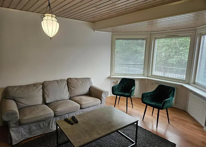 Sunny Spacious Stay