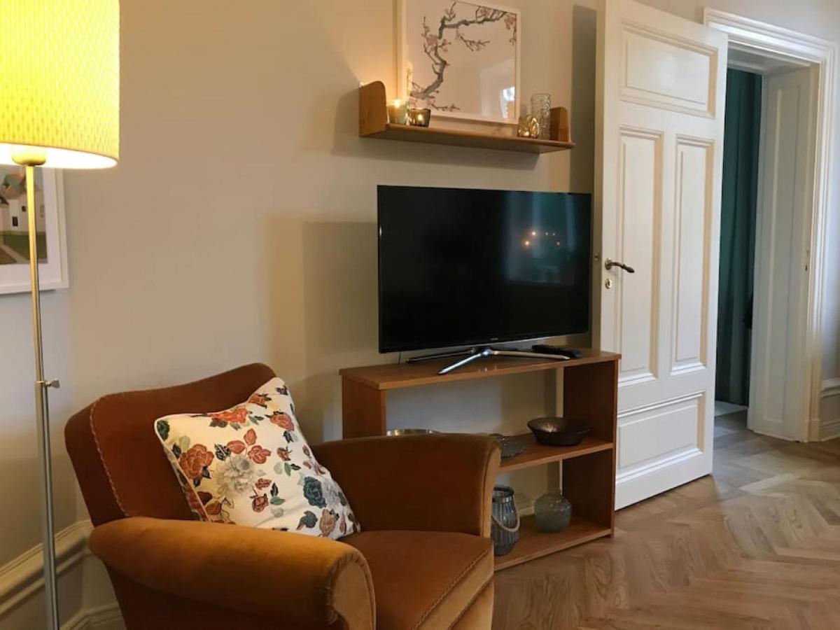 Artistic And Light 2 In Sofo 65sqm *