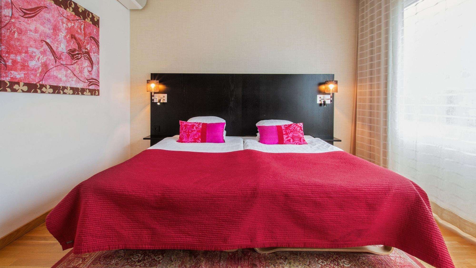 Western Time Hotel
