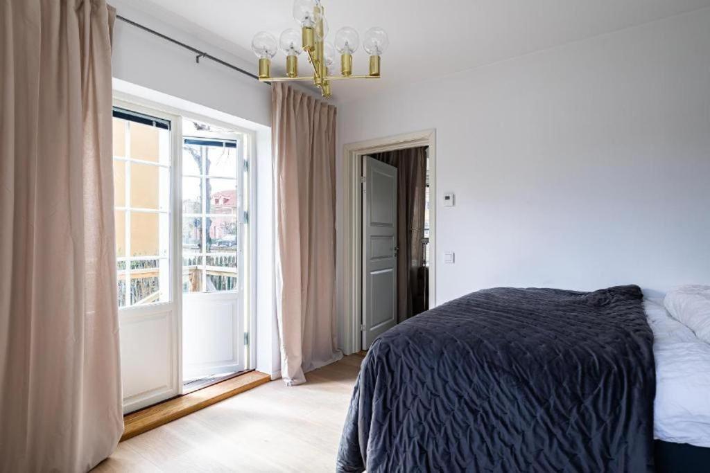 Beautiful And Modern Near Apartment Stockholm