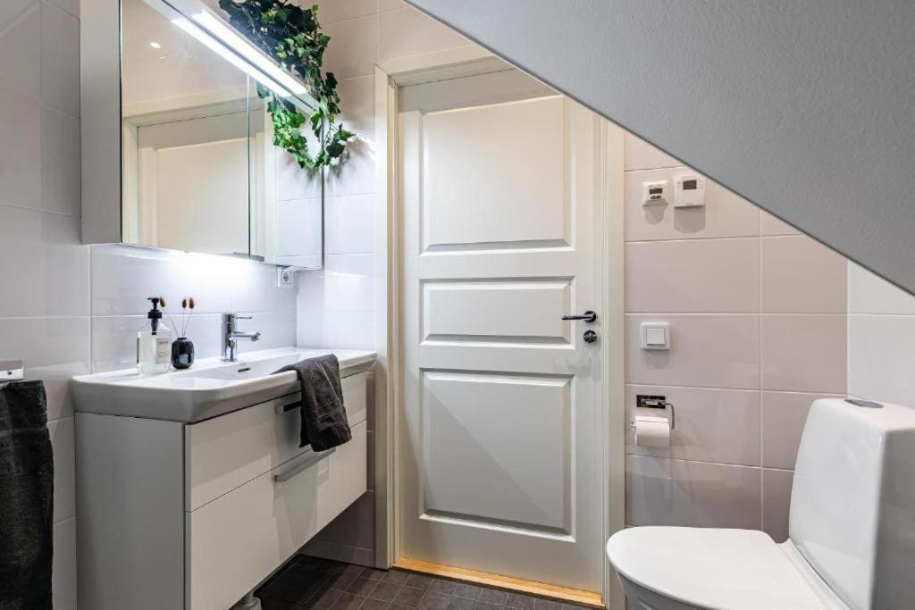 Beautiful And Modern Near * Stockholm