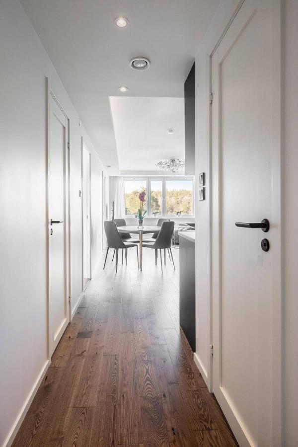 Apartment Vackert Nyrenoverad Laegenhet
