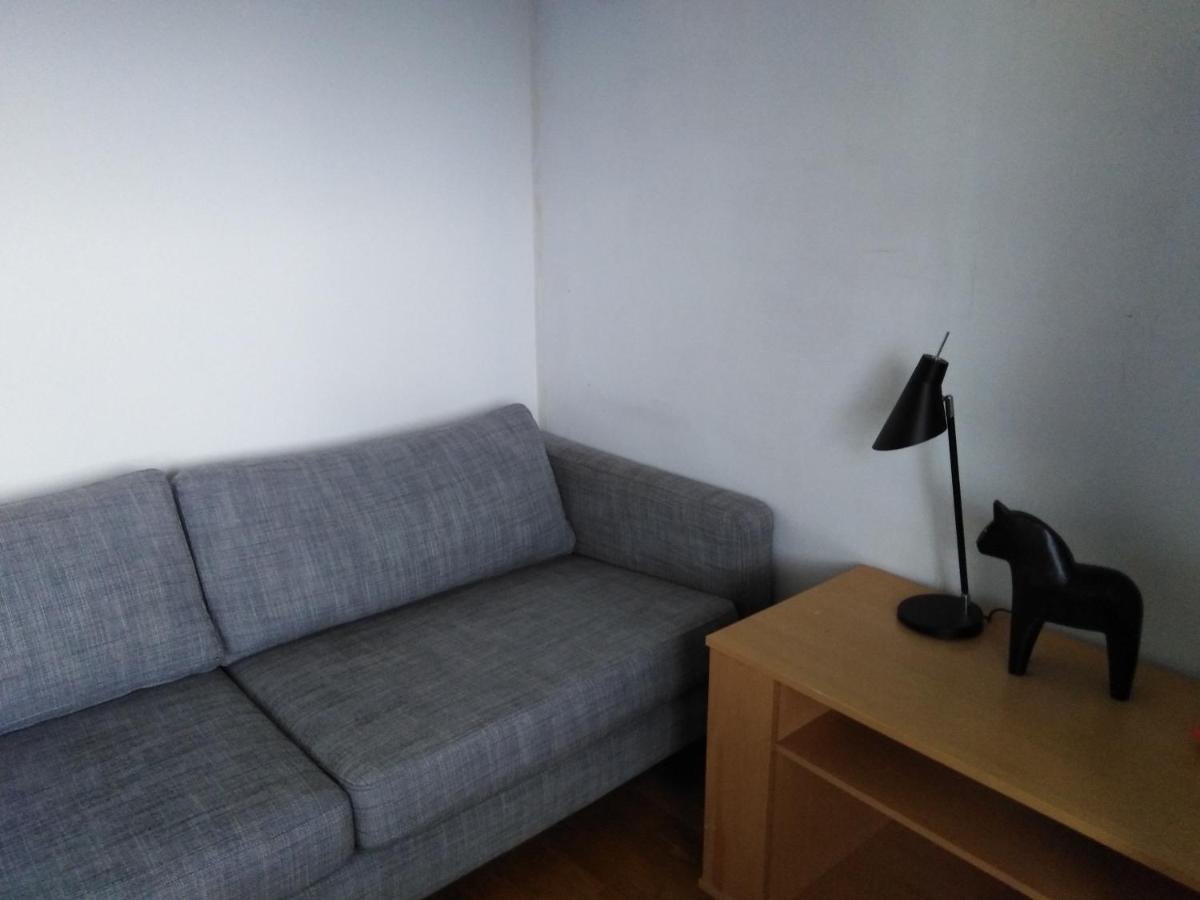 Large Room, Near Kista Galleria, * Stockholm