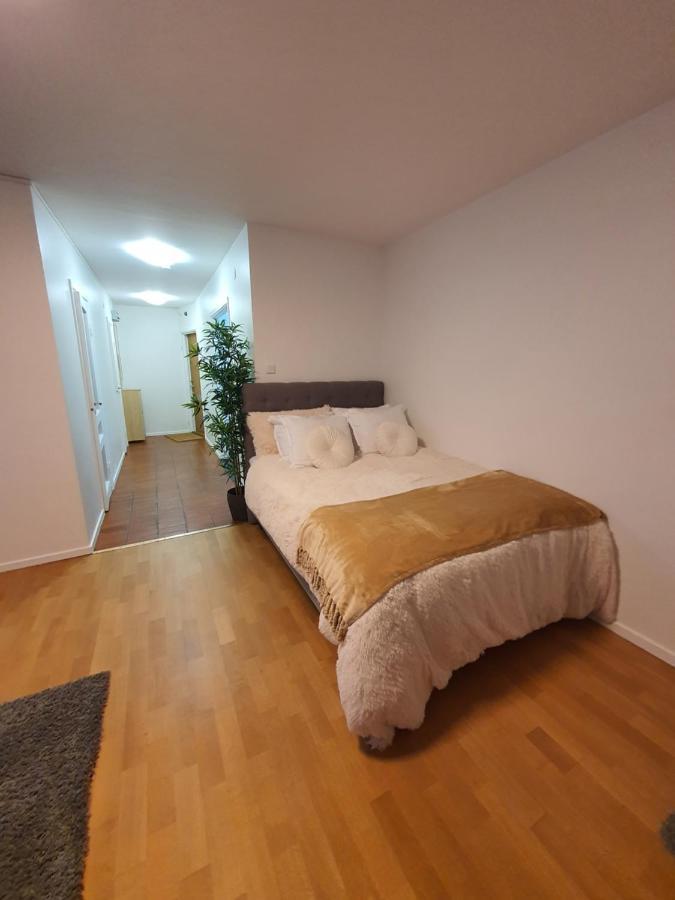 Apartment Close To The Subway. Beautiful And Cozy Apartment! *