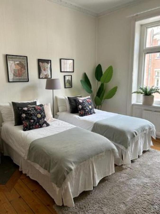 Loft Haven 3 Beds In A 1- Bedroom Gem - 917 Apartment Stockholm