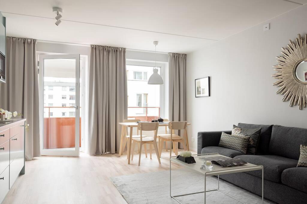Cozy Gem Apartment *