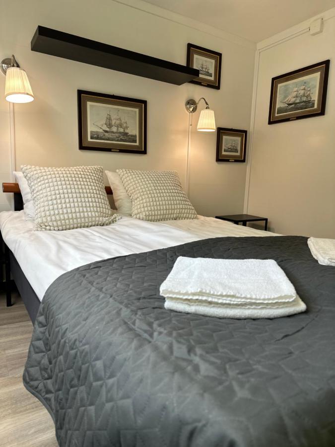Botel Den Roeda Baten 2*