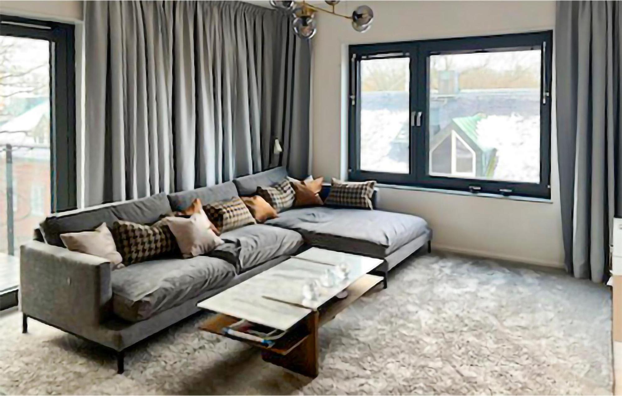 2 Bedroom Gorgeous In Apartment Stockholm