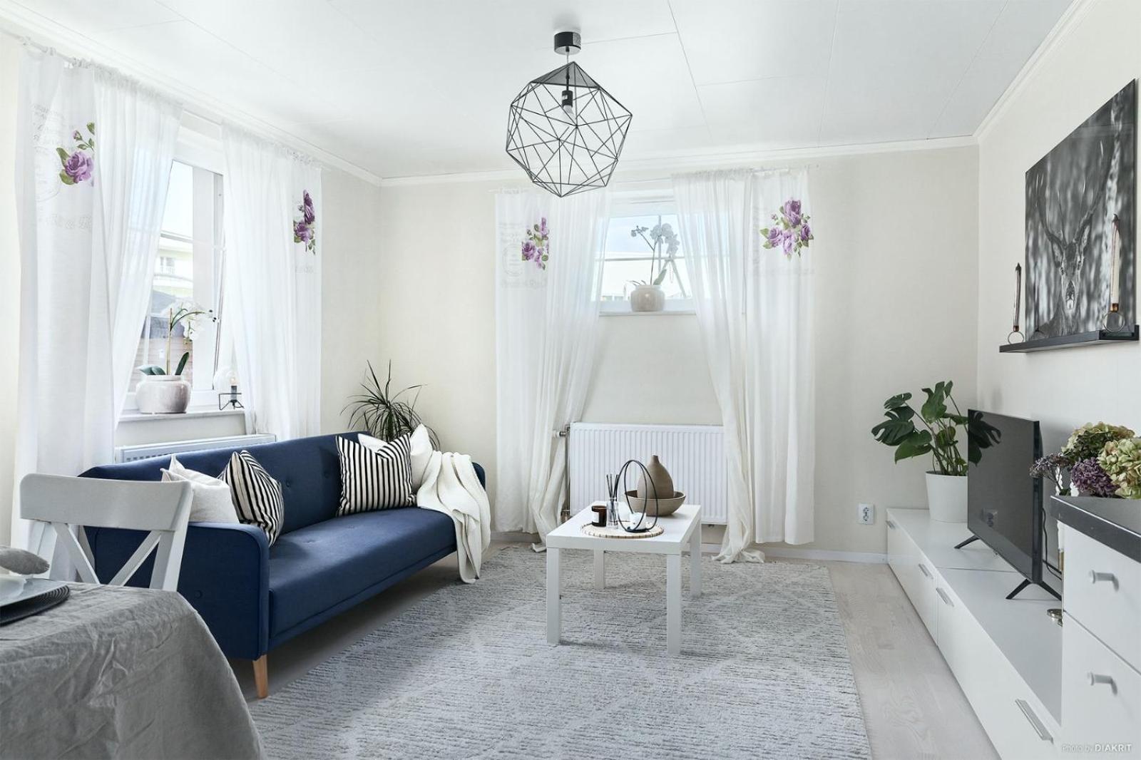 Apartamento Charming In A Red House In *