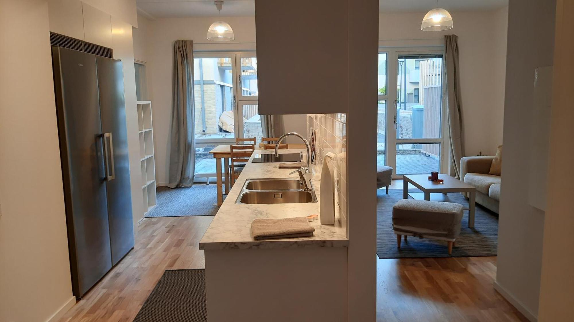 Rum i privatbostad Private In Shared Lovely, Amazing, Modern +garden +bbq *