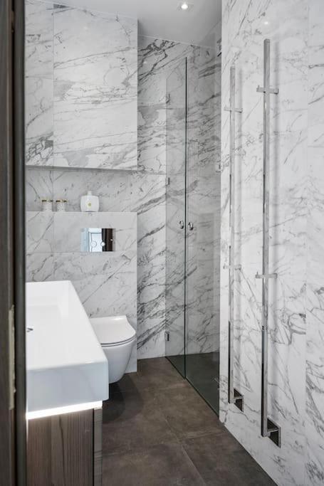 Lyxig I Solsidan Villa Stockholm