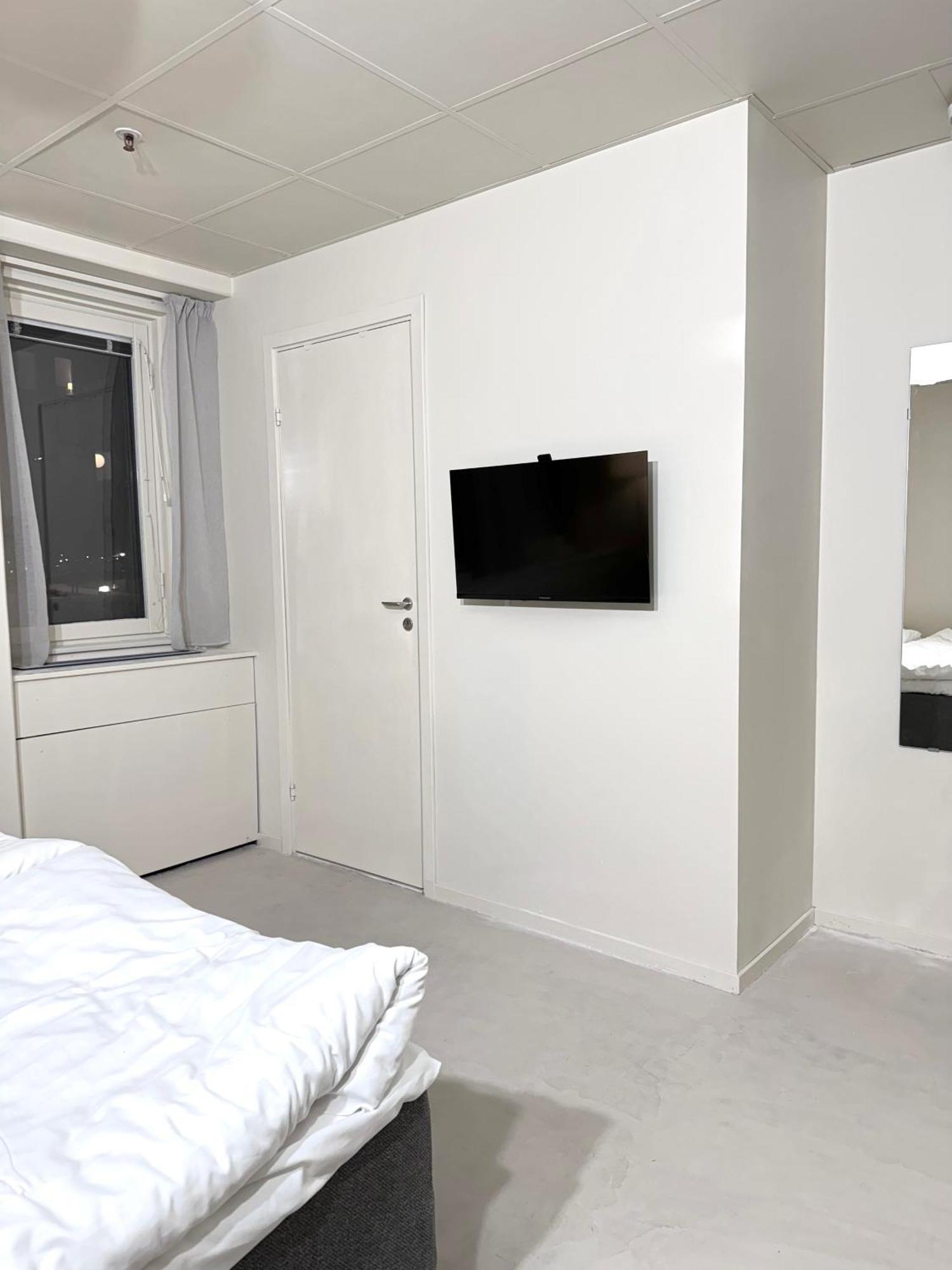 Nomad Gardet * Stockholm