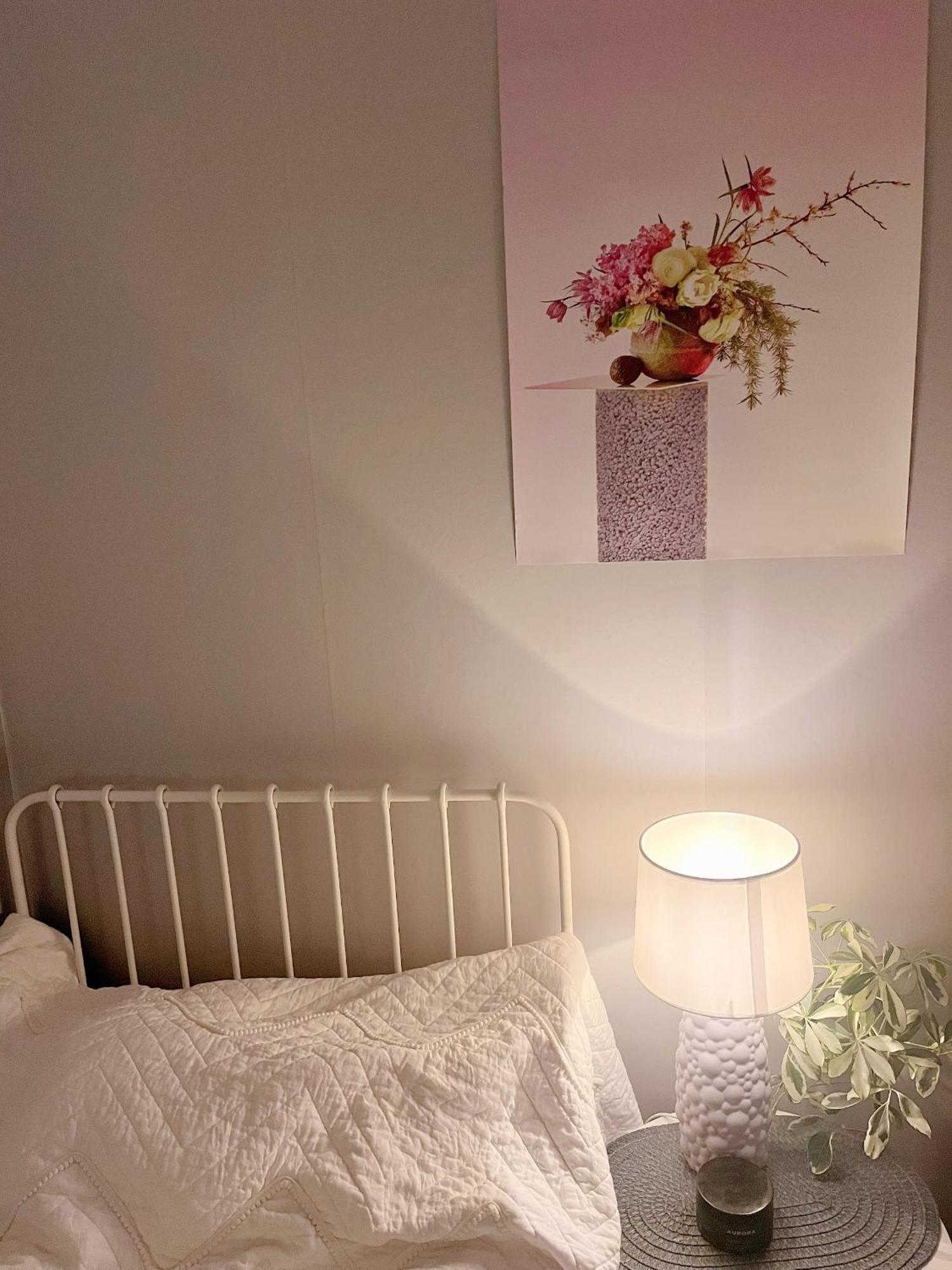 Cozy Shared For Female In Apartment Stockholm