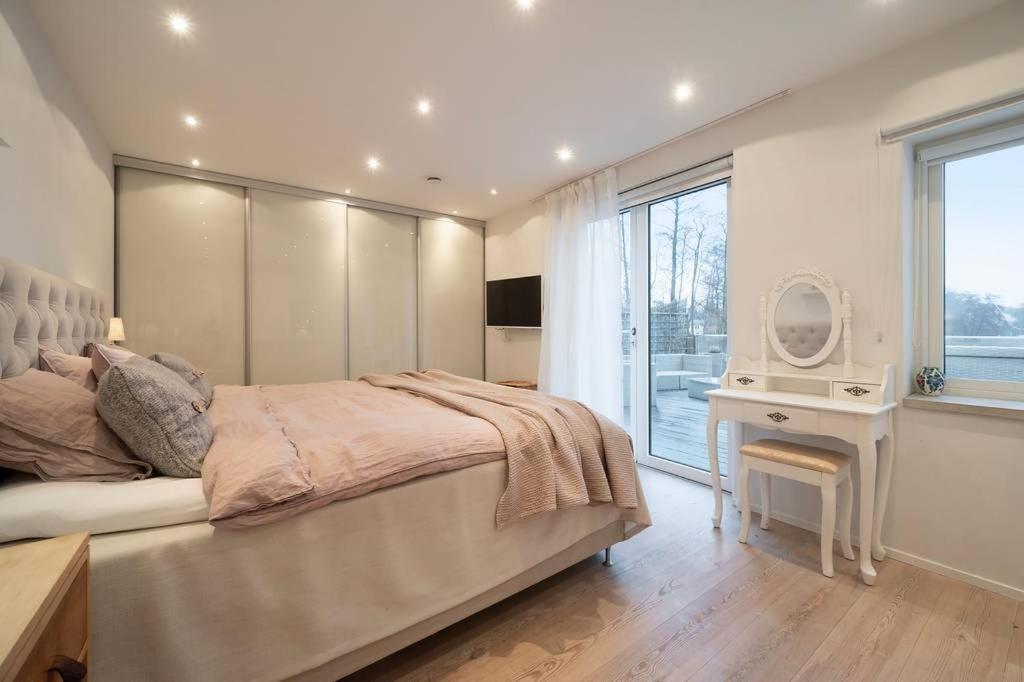 Luxury With And Private
