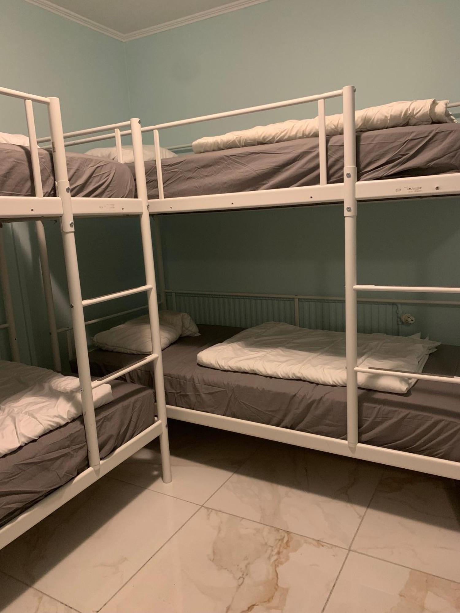 Svea Hostel *