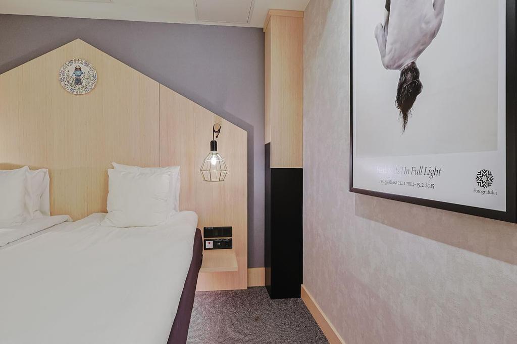 Hotel With Urban Deli