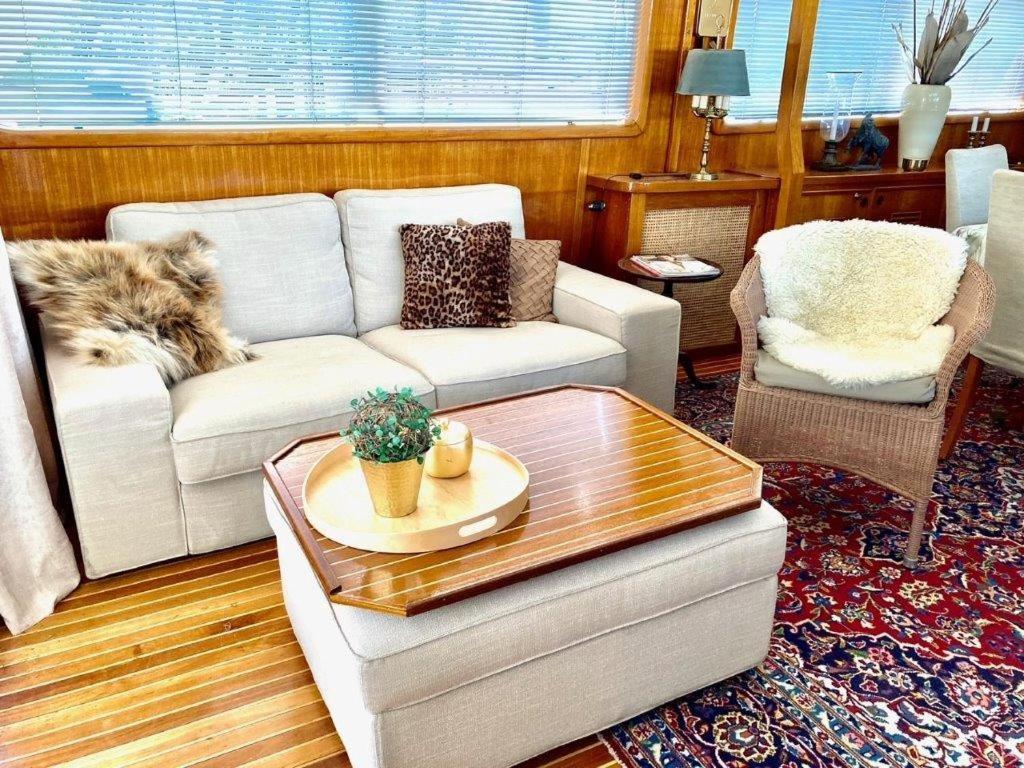 Maelardrottningen Yacht 3*