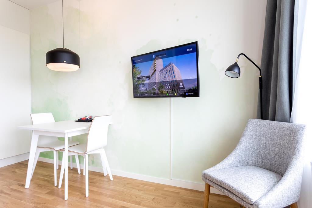 Aparthotel Apartdirect Aelvsjoe 3*