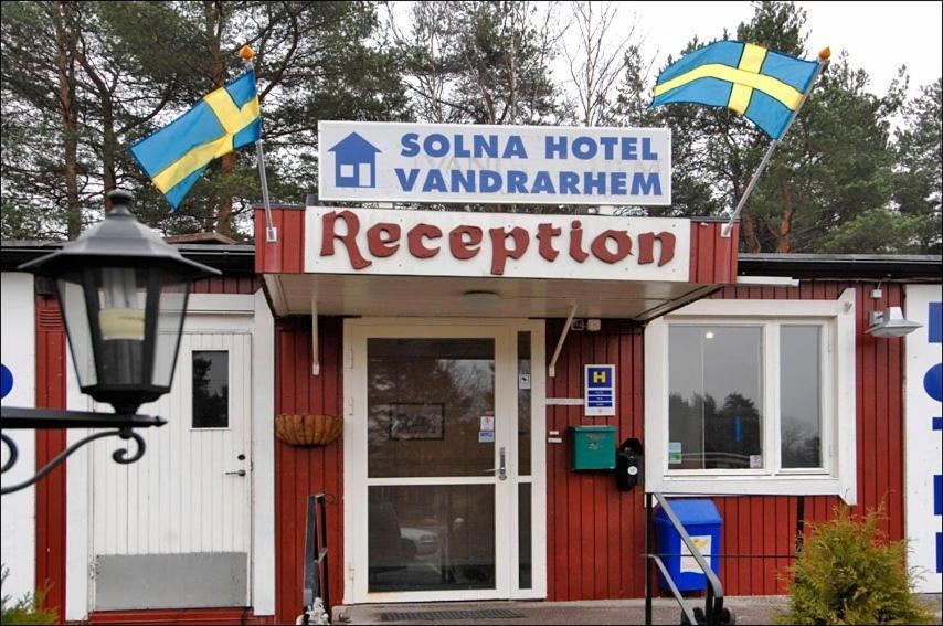 Solna & 2*