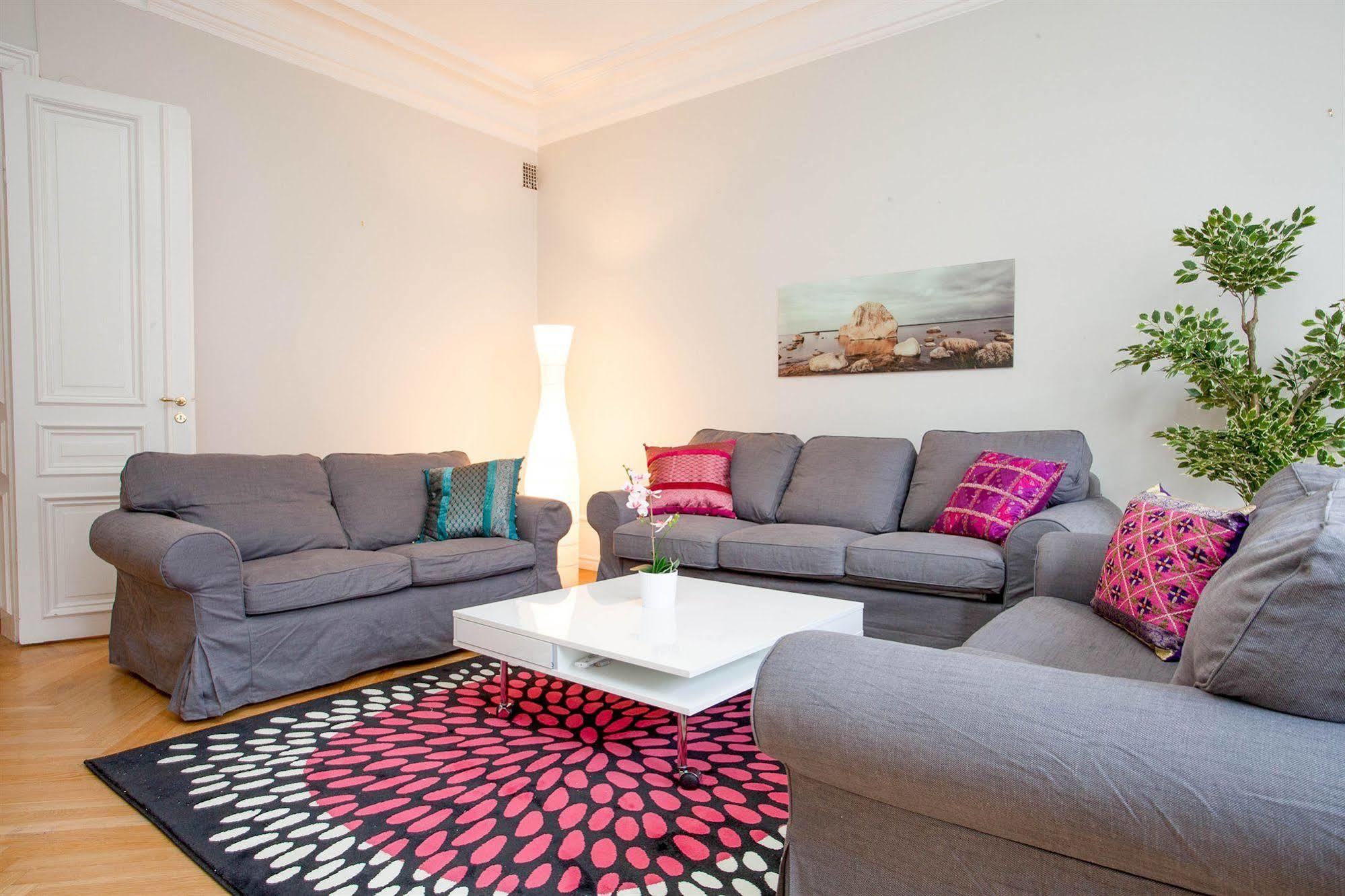 Apartdirect Sveavagen * Stockholm