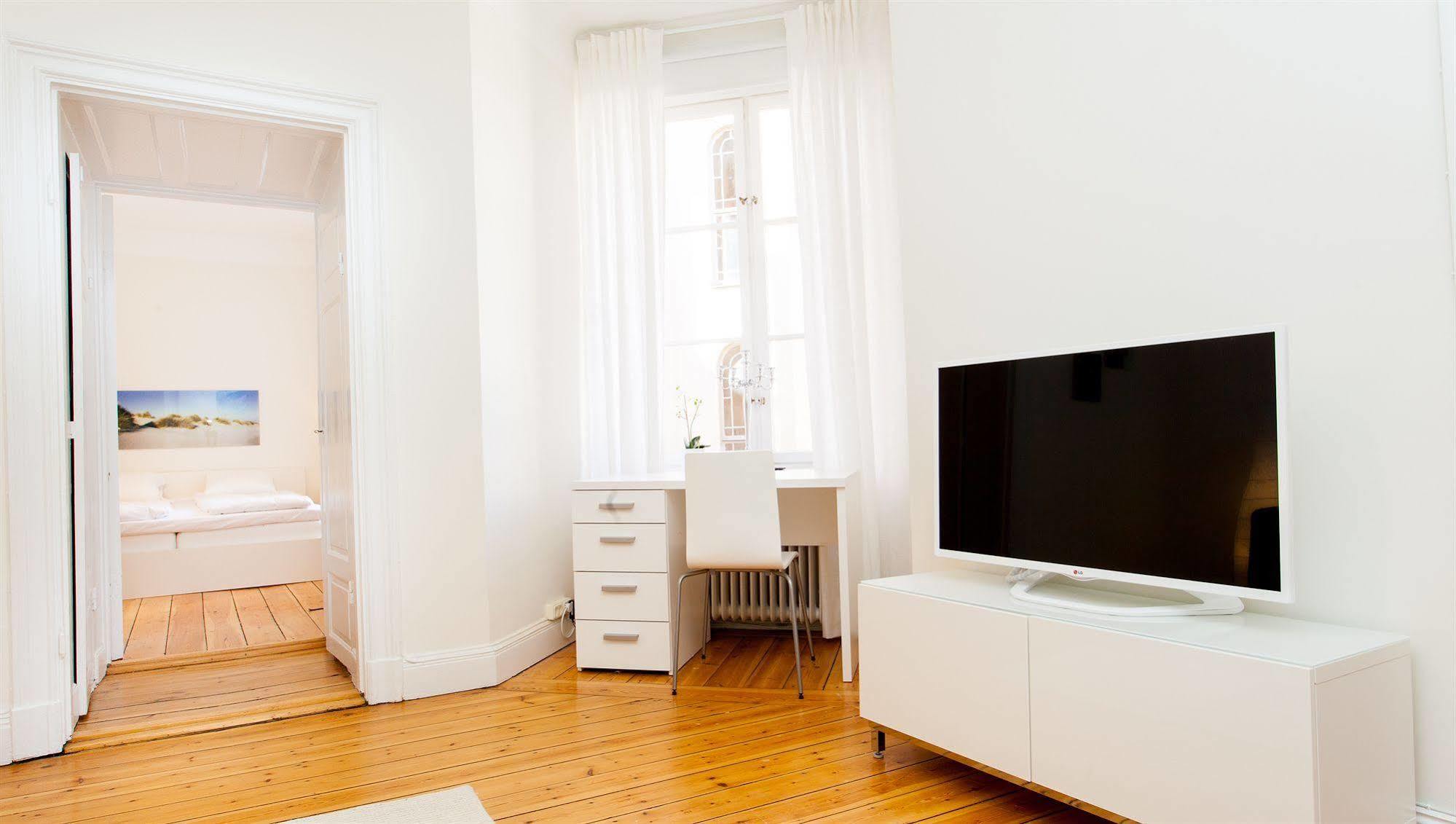 Apartdirect Sveavagen Lägenhet