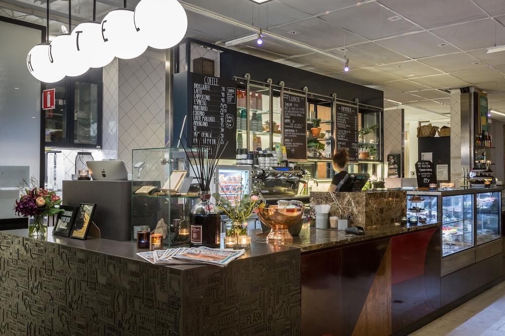 Hotell With Urban Deli Stockholm
