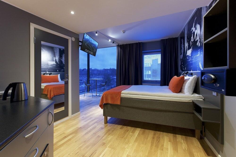Aiden By Western Kista Hotel 3*